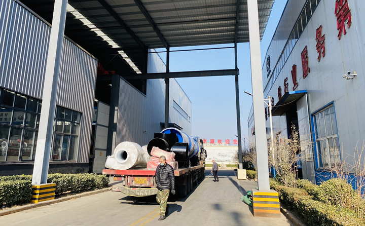 臨沂木屑顆粒機裝車.jpg 臨沂木屑顆粒機裝車.jpg